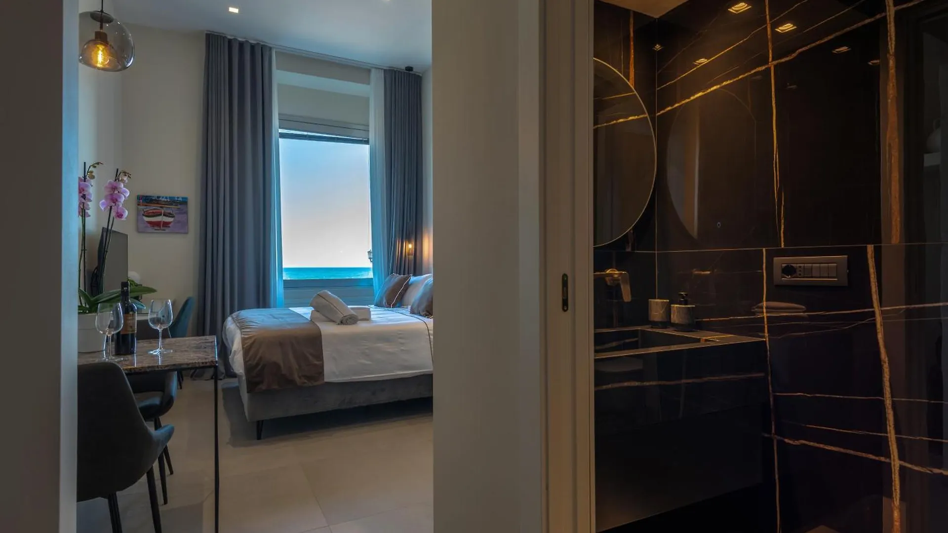 Alta Marea Apulia Sea View Apartamento Bari Itália
